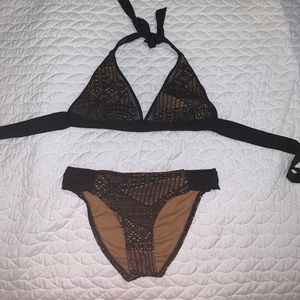 Halter tie Bikini